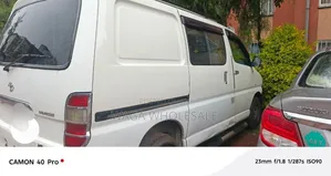 Toyota HiAce 2011 White