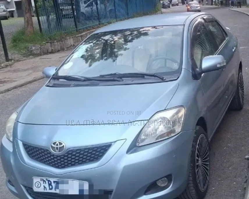 Toyota Yaris 2010 Blue