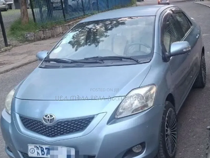 Toyota Yaris 2010 Blue