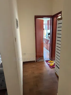 3bdrm Villa in ኣስኮ, Gullele for rent