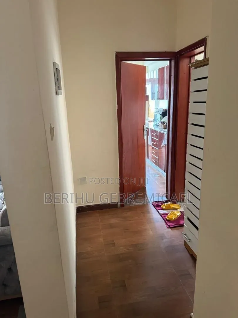 3bdrm Villa in ኣስኮ, Gullele for rent
