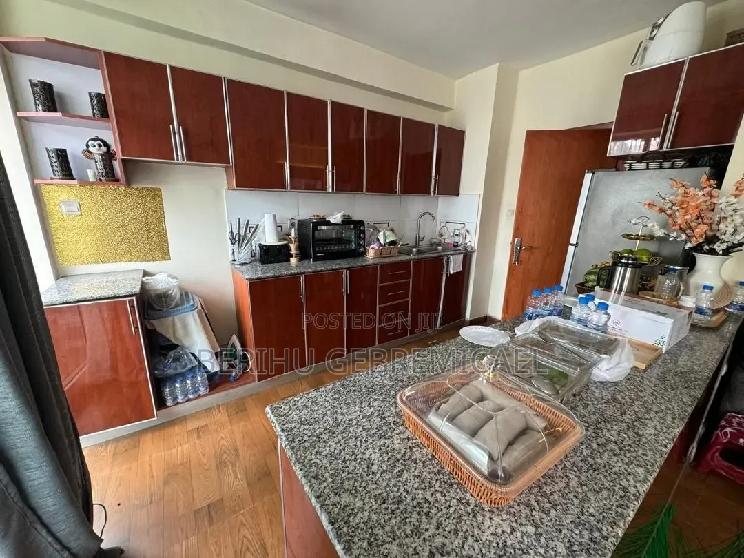 3bdrm Villa in ኣስኮ, Gullele for rent