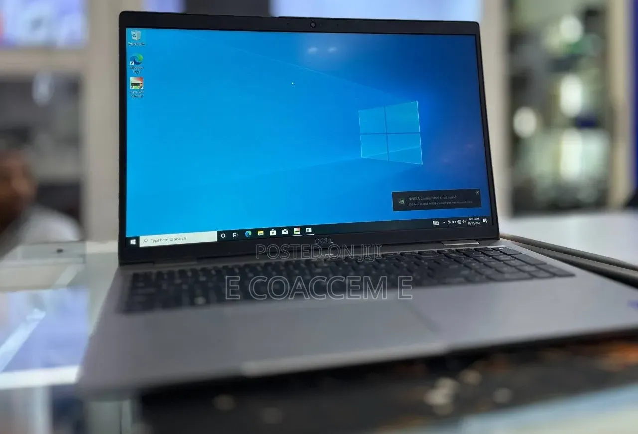 New Laptop Dell 16GB Intel Core i7 SSD 512GB