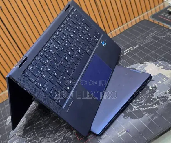 New Laptop HP Elite Dragonfly G2 16GB Intel Core i7 SSD 512GB