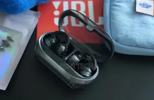JBL Soundgear Clips Open Ear Design