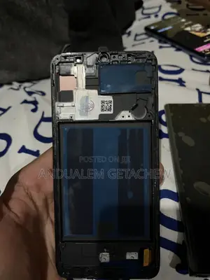 New Samsung Galaxy A70 128 GB Black