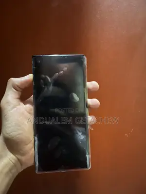 New Samsung Galaxy A70 128 GB Black