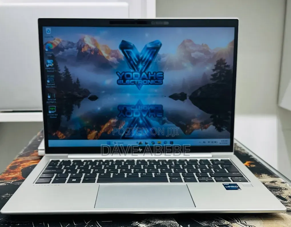 New Laptop HP EliteBook 830 G9 16GB Intel Core i5 SSD 512GB