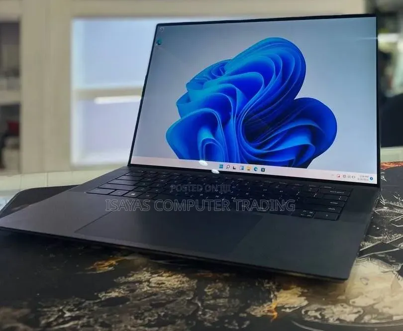 New Laptop Dell Precision 5540 16GB Intel Core i7 SSD 512GB
