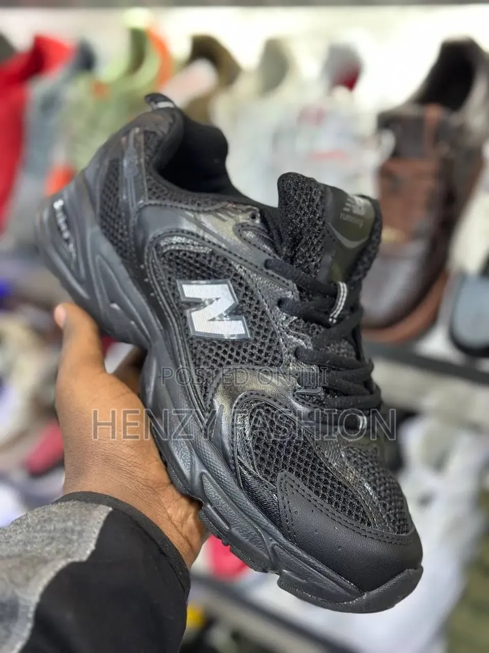 New Balance 530