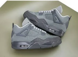Air Jordan 4