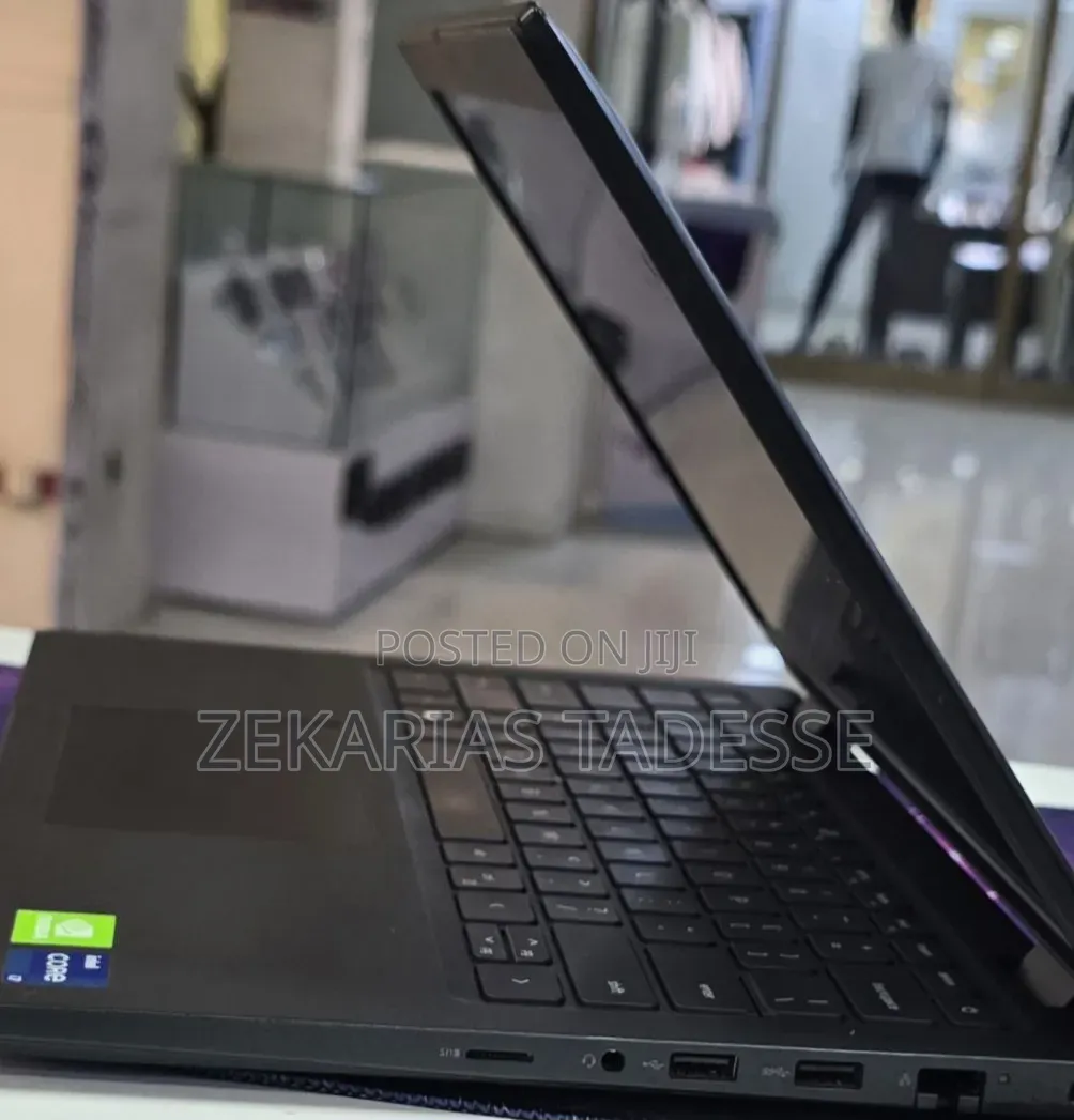 New Laptop Dell Latitude 3420 8GB Intel Core i7 SSD 256GB