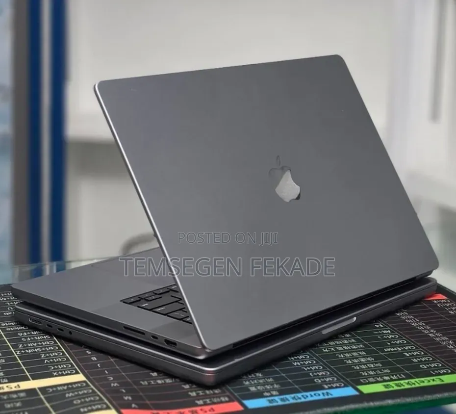 New Laptop Apple MacBook Pro 2021 M1 Max 32GB Apple M1 Max SSD 1T