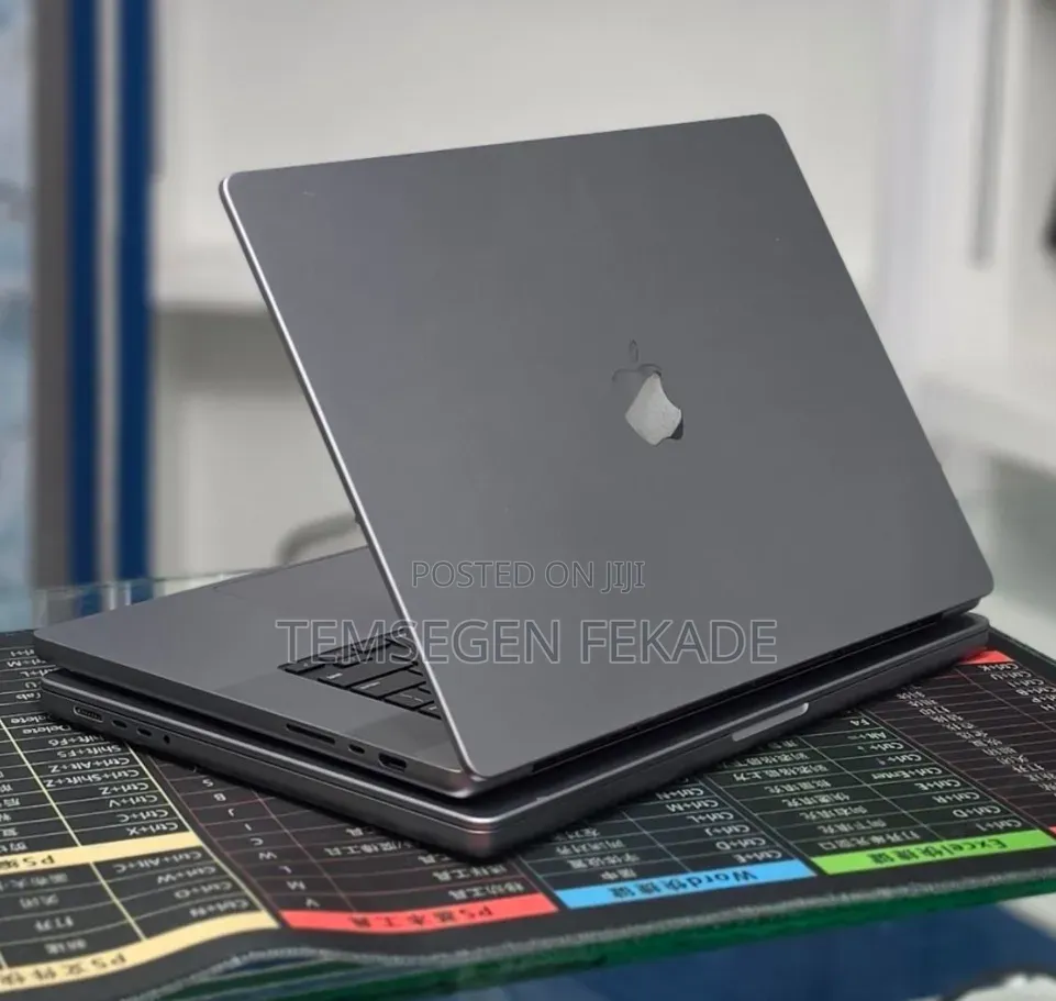 New Laptop Apple MacBook Pro 2021 M1 Max 32GB Apple M1 Max SSD 1T