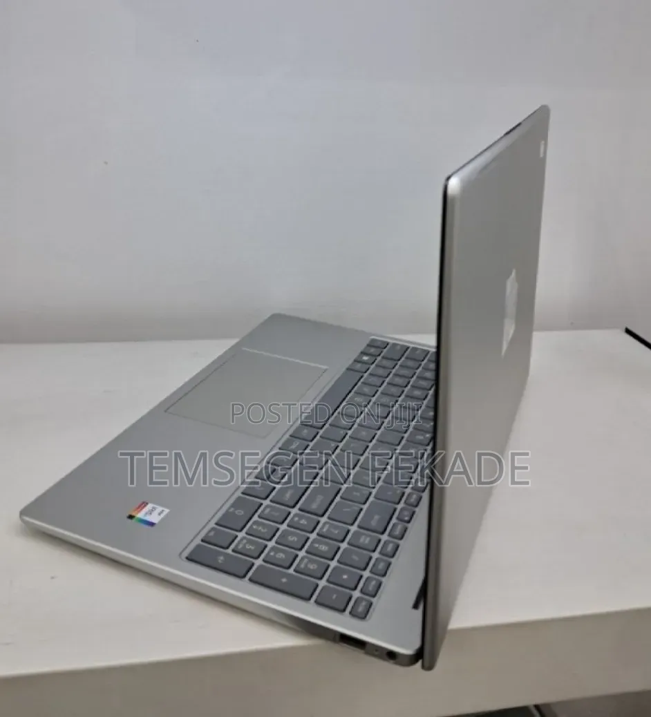 New Laptop HP Stream Notebook 16GB Intel Core i5 SSD 1T