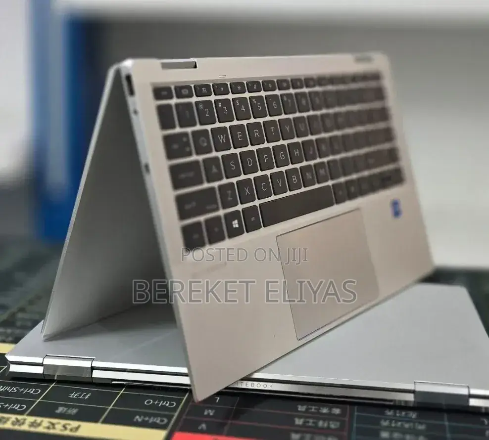 New Laptop HP EliteBook 1040 G8 16GB Intel Core i7 SSD 512GB