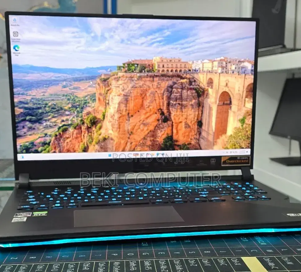 New Laptop Asus ROG Strix G15 32GB AMD Ryzen 9 SSD 1T