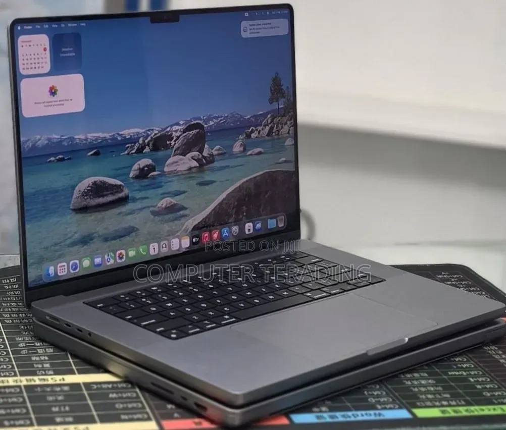 New Laptop Apple MacBook Pro 2021 M1 32GB Apple M1 Max SSD 1T