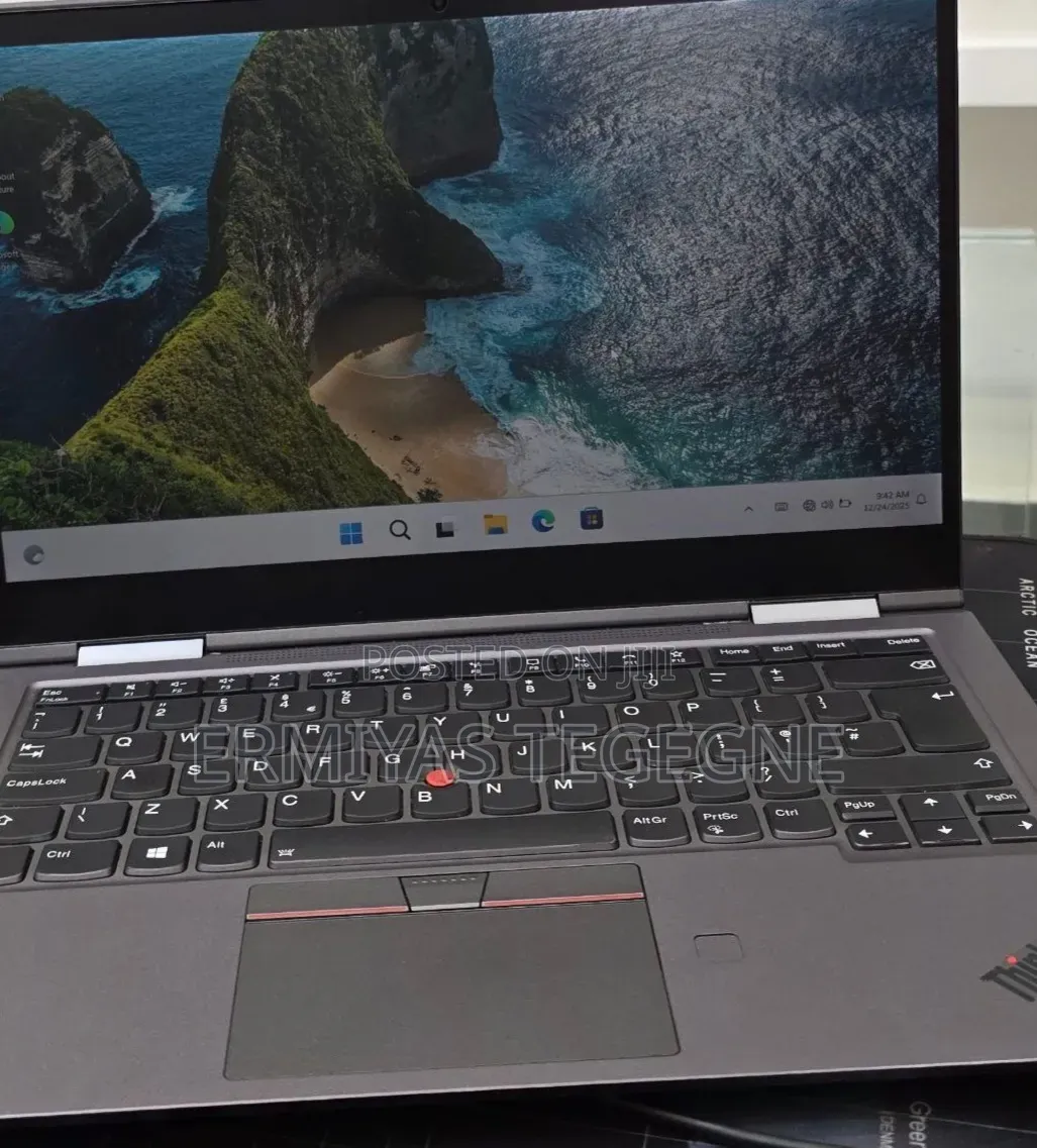 New Laptop Lenovo ThinkPad Yoga 16GB Intel Core i7 SSD 512GB