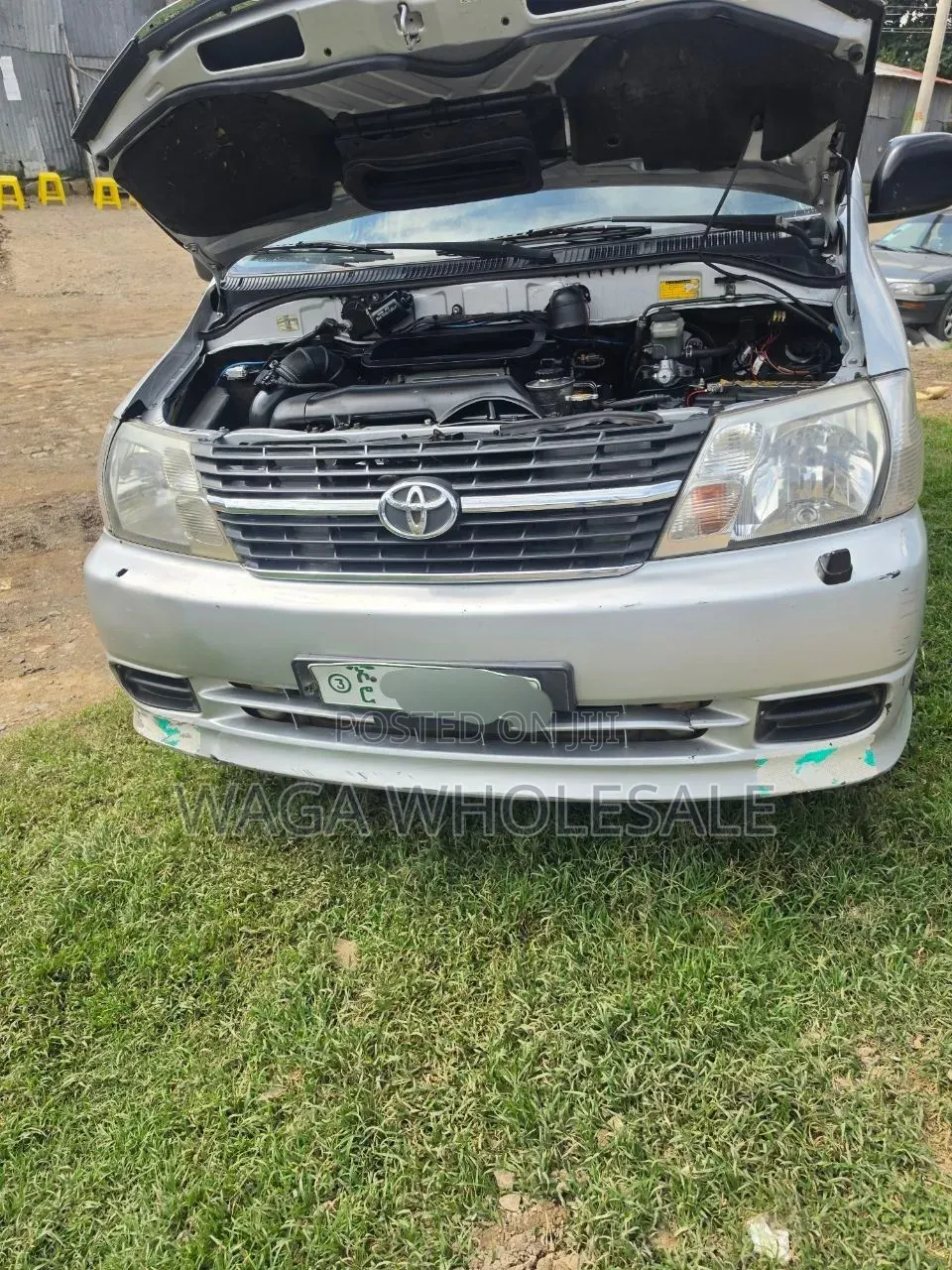 Toyota HiAce 2011 Silver