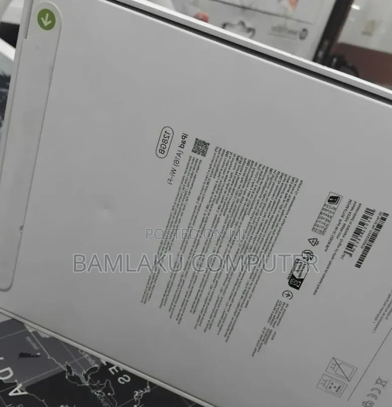 New Apple iPad (2025) 128 GB Blue