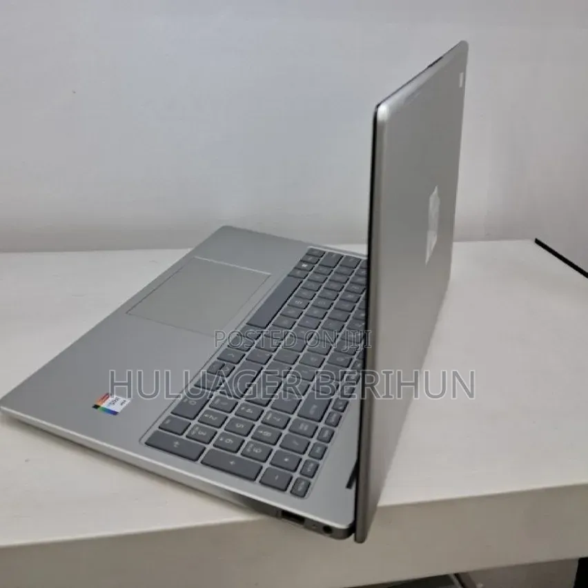 New Laptop HP Stream Notebook 16GB Intel Core i5 SSD 1T