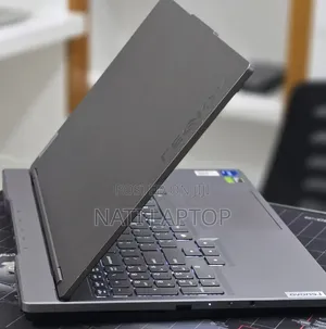 New Laptop Lenovo 16GB Intel Core i7 SSD 1T