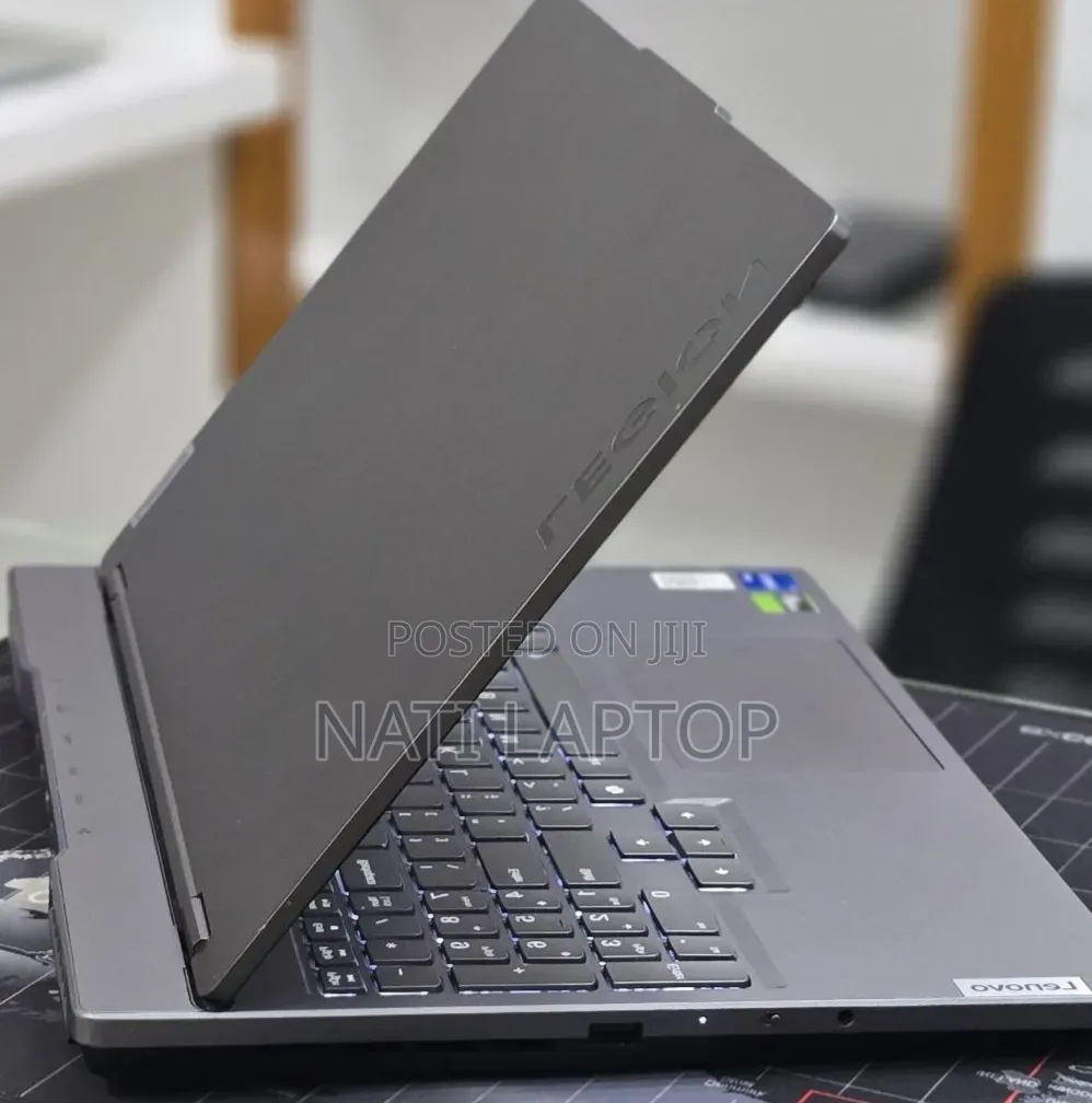 New Laptop Lenovo 16GB Intel Core i7 SSD 1T