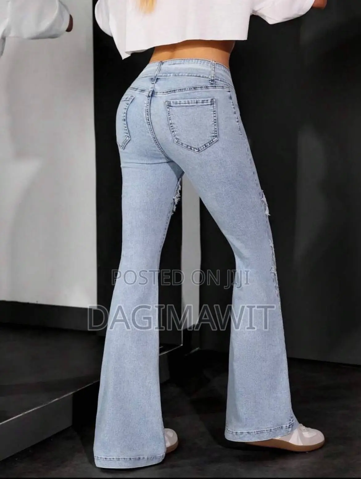 Woman’s Flare Jeans