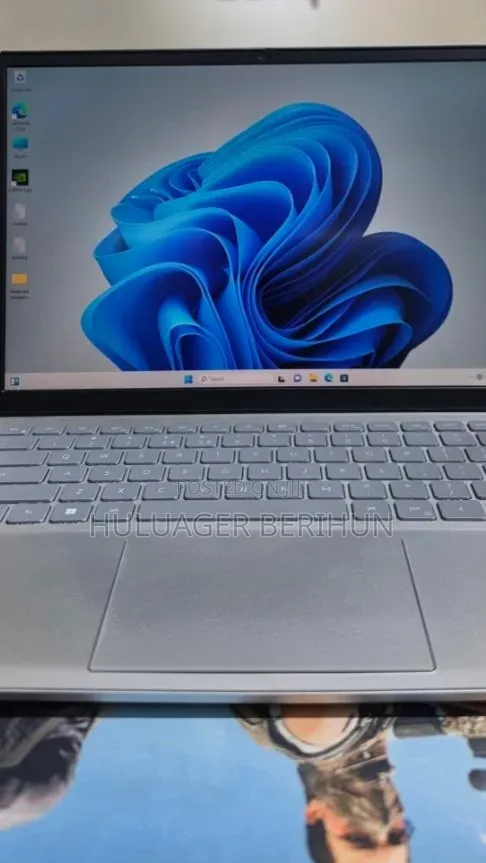New Laptop Dell Inspiron 15 16GB Intel Core i7 SSD 512GB