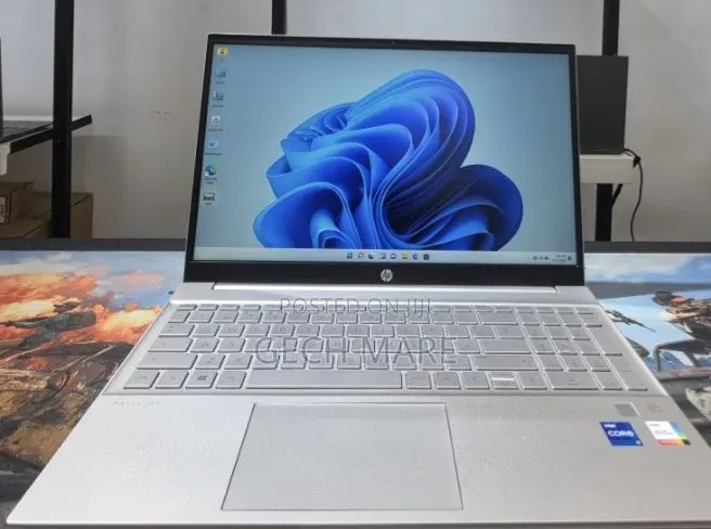 New Laptop HP Pavilion 15 16GB Intel Core i7 SSD 512GB