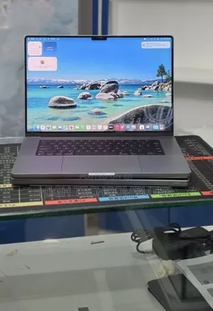 New Laptop Apple MacBook Pro 2021 M1 Max 32GB Apple M1 Pro SSD 1T