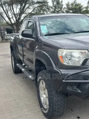 Toyota Tacoma 2014 Gray