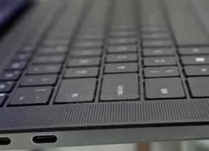 New Laptop Dell Precision 5560 16GB Intel Core i7 SSD 512GB