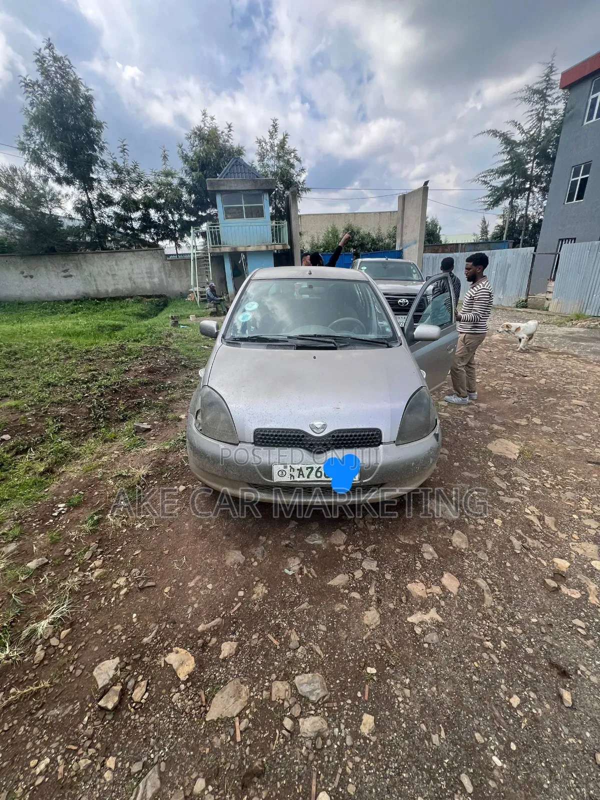Toyota Vitz 2001 Silver