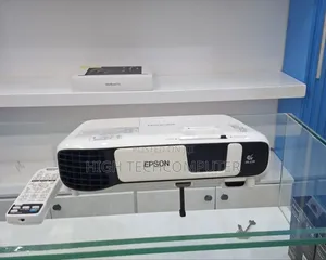 Ebson Projector