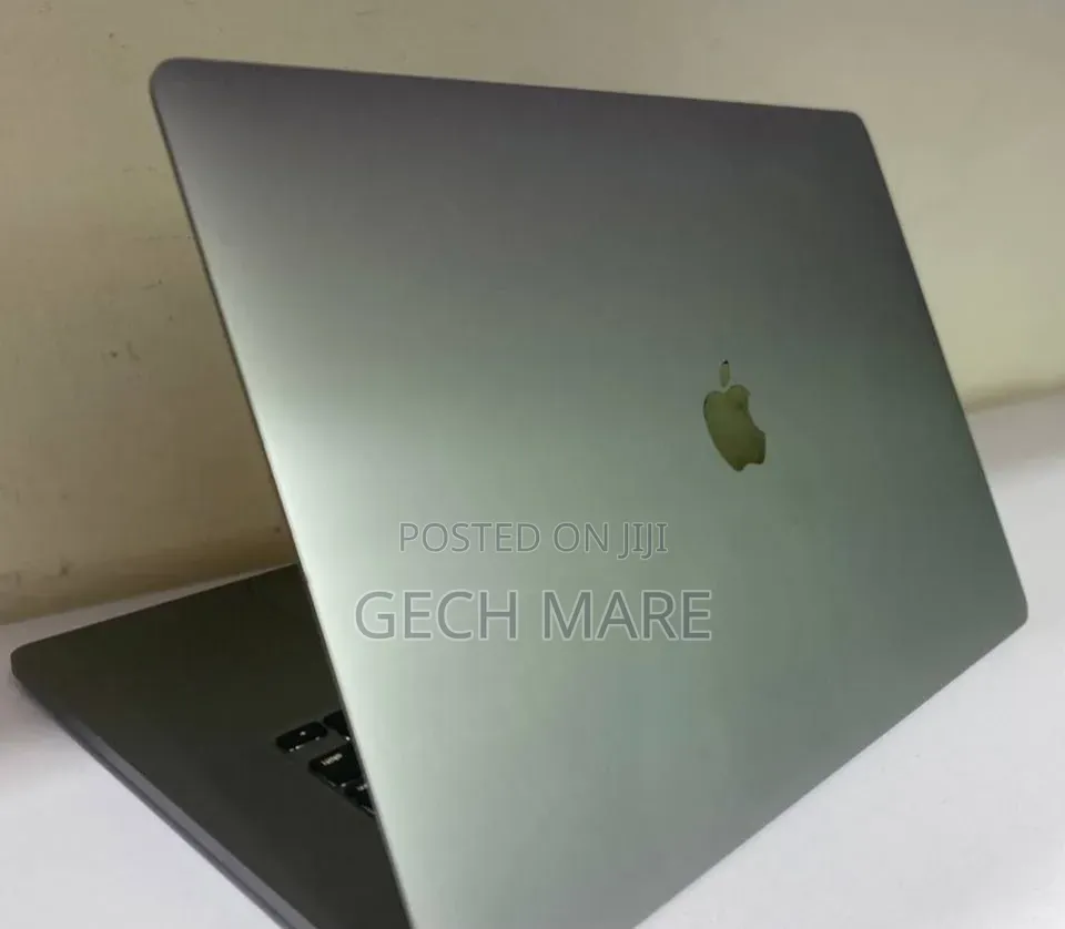 New Laptop Apple MacBook Pro 2019 16GB Intel Core i9 SSD 1T