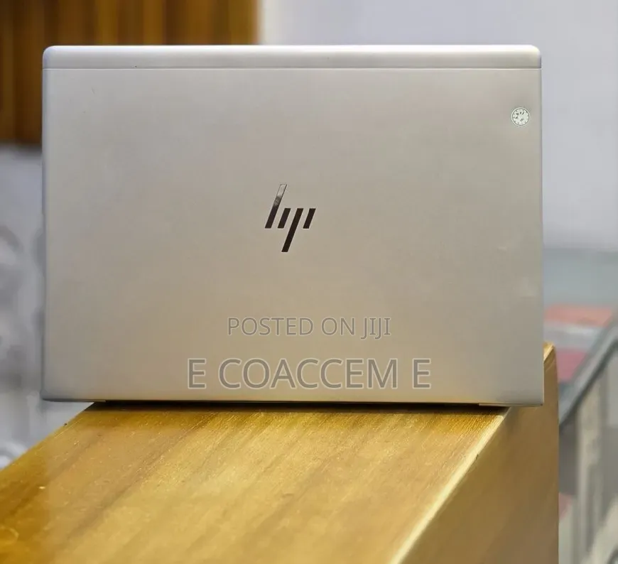 New Laptop HP 8GB Intel Core i7 SSD 256GB