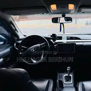 New Toyota Hilux 2019 White