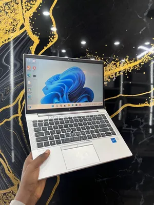 New Laptop HP EliteBook 840 G8 16GB Intel Core i5 SSD 512GB