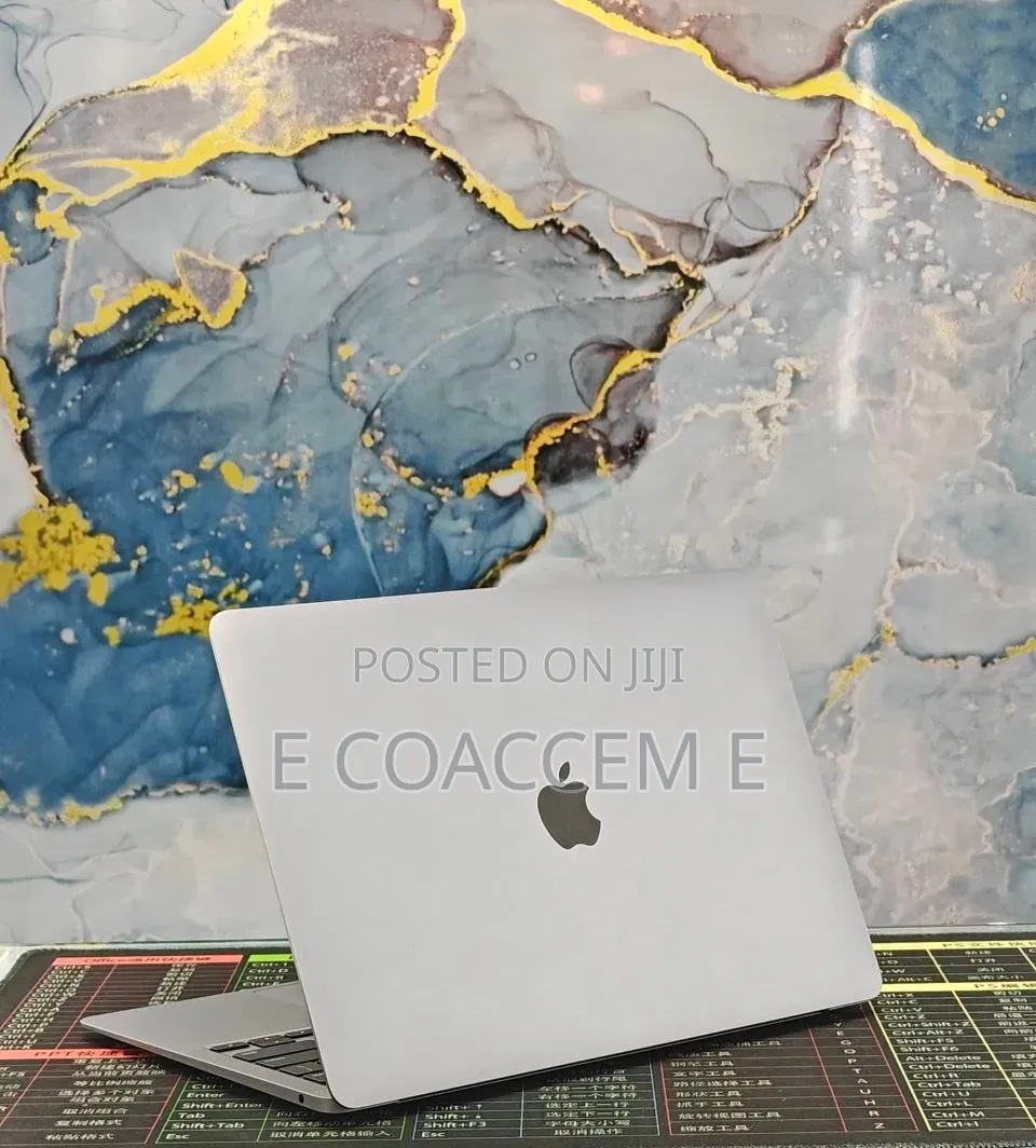 New Laptop Apple MacBook 16GB Apple M1 SSD 1T
