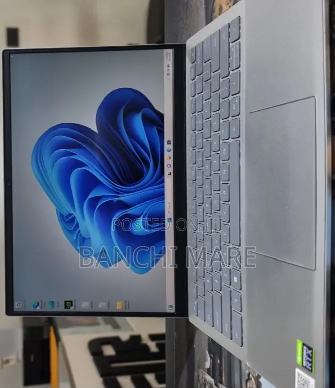 New Laptop Dell Inspiron 14 16GB Intel Core i7 SSD 512GB