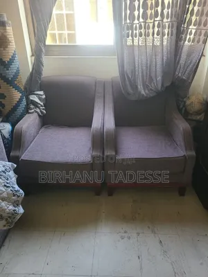 ጥራት ያለውና ለቤት ሳሎን የሚመች ሶፋ  ለሽያጭ