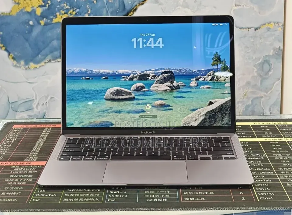 New Laptop Apple MacBook Air 2020 M1 16GB Apple M1 SSD 1T