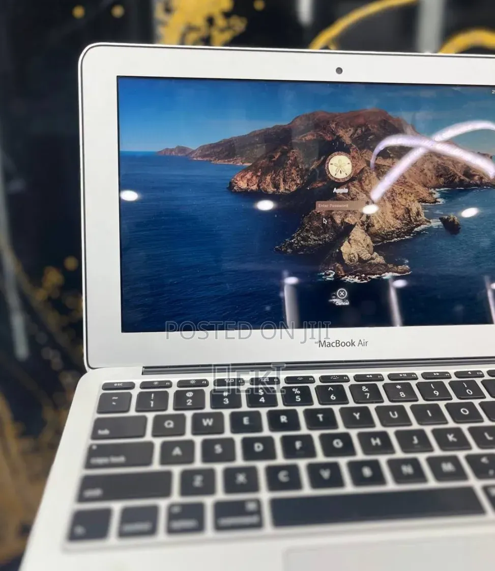 Laptop Apple MacBook Air 2015 8GB Intel Core i5 SSD 128GB