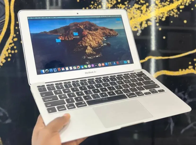 Laptop Apple MacBook Air 2015 8GB Intel Core i5 SSD 128GB