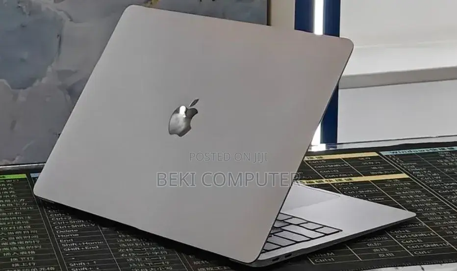New Laptop Apple MacBook Air 2020 M1 16GB Apple M1 SSD 1T