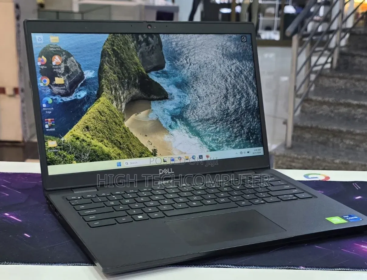 New Laptop Dell 8GB Intel Core i7 SSD 256GB