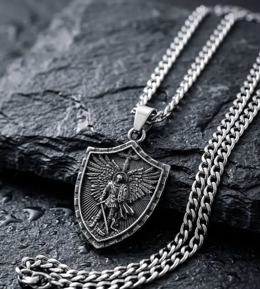Men’s Necklace