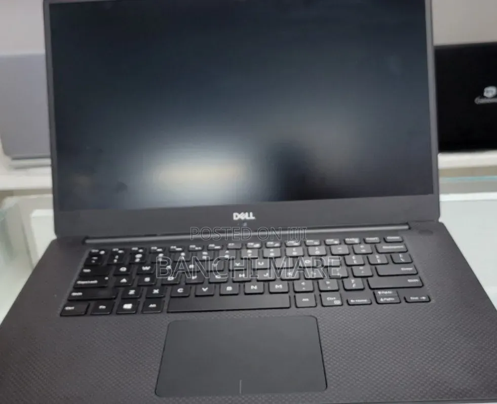 New Laptop Dell Precision 5530 16GB Intel Core i7 SSD 512GB